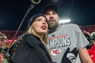 Mother's Humorous Response to Son's Savage Comment About Taylor Swift