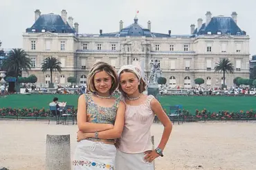 Oprah's Disruptive Interrogation of the Olsen Twins about Their Weight Leaves them Uncomfortable
