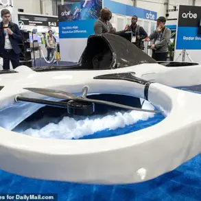 Star Wars-style electric flying vehicle takes off