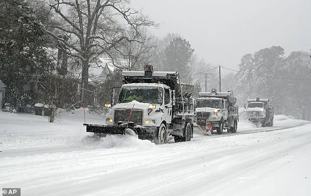 US Braces for Wild Weather Event: Blizzards, Tornadoes and More