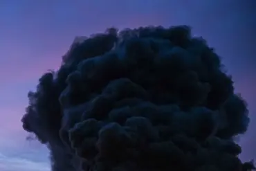 Explosions Rock Dnipro as Russia Continues Military Strikes in Ukraine