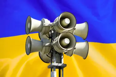 Four Ukrainian Regions Under Air Raid Alert as Red Zone Expands