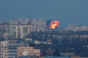 Kyiv Hit by Multifaceted Attack: Rockets and Drones Rock Ukraine's Capital