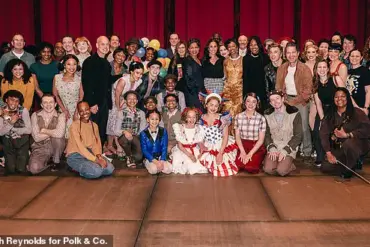 Meghan Markle Brushes Off Criticism with Lavish Night Out, Igniting Public Contempt