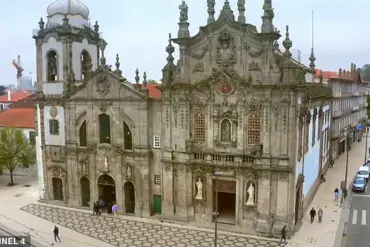 Porto's Hidden Gem: Discovering the City's Narrowest House