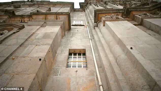 Porto's Hidden Gem: Discovering the City's Narrowest House