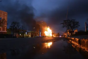 Putin Ends Easter Truce as Russia Resumes Strikes in Ukraine
