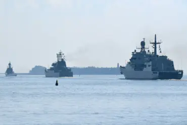 Behind Closed Doors: Russian Navy Conducts Confidential Anti-Submarine Drills in Baltic Sea