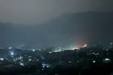 Ceasefire Holds Amid Explosions in Kashmir: 'The Sky Lit Up with Artillery Fire,' Says Witness, as Trump-Brokered Peace Faces Its First Test