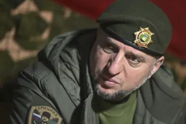 Evacuation Challenges Intensify as Ukrainian Prisoners Face Perilous Situation on Eastern Front