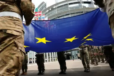 Political Analyst Warns of Europe's Military Weakness Against Russia