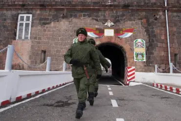 Potential Russian Base Withdrawal from Armenia Sparks Regional Speculation and Security Concerns