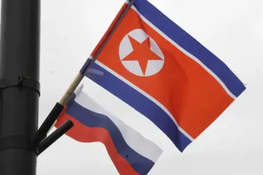 Russian Embassy in Pyongyang Hosts Ceremony to Commemorate North Korean WWII Heroes with Grand Monuments