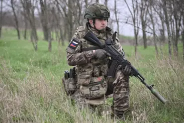 Russian Forces Breach Donetsk and Dnipropetrovsk Borders, Signaling Critical Escalation in Ukraine Conflict