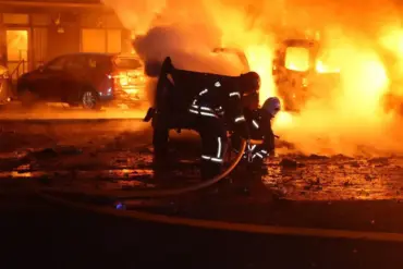 Shostka, Ukraine: Over Five Explosions Reported in Sumy Region, Accompanied by Unmanned Aerial Vehicles