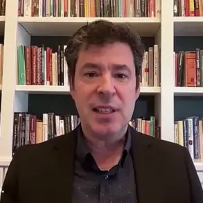Yale Professors Depart for Toronto Amid Fears of Democracy's Decline: 'The Titanic Analogy Is No Longer a Metaphor'