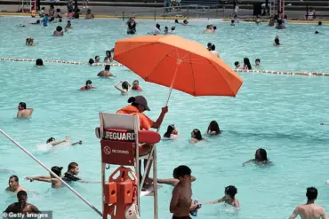 16-Year-Old Muslim Lifeguard in Philadelphia Fired Over Modest Swimsuit Cover-Up, Claims Discrimination