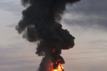Air Raid Shatters Dnipro Skies as Teacher Describes Chaos: 'It Was Like Something Out of a Movie'