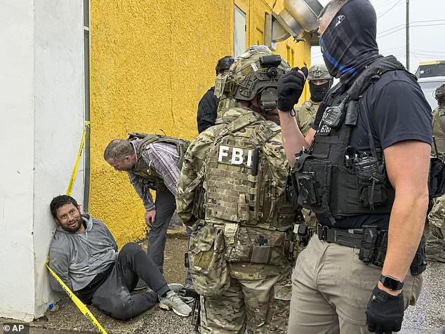 Chaos Erupts in Minneapolis as Federal Agents Clash with Protesters During Late-Breaking Operation