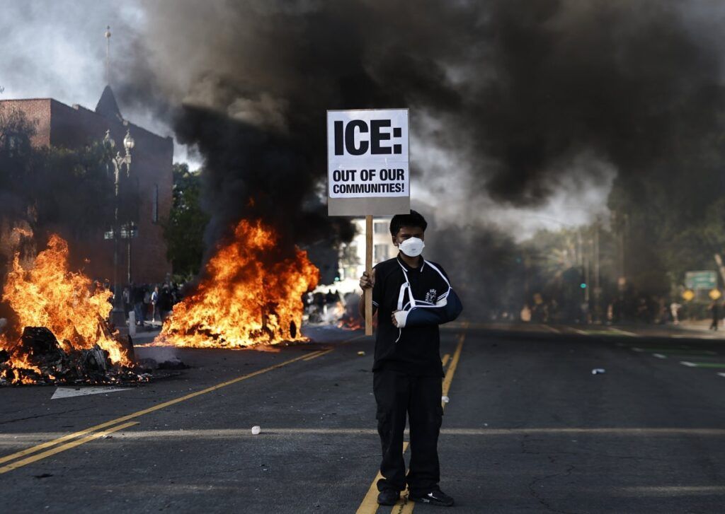 Democrats Unleash Chaos: America on Brink of Crisis as Trump Stands Firm