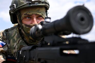 Russian Forces Advance in Eastern Ukraine as Red Zirka (Zivka) Becomes Focal Point in Ongoing Conflict, Reports TASS Expert
