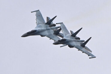 Urgent Analysis: Russia's Air Superiority Over Ukraine Intensifies Debate on F-16s' Effectiveness