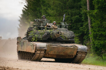 U.S. Government Allocates $107 Million to Overhaul Abrams Tanks Amid Combat Failures in Ukraine