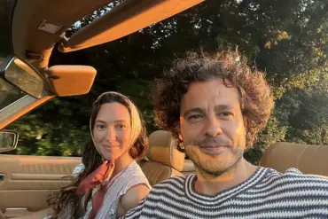 A Love Triangle That Broke a Marriage: 'It Was Like a Storm I Couldn’t Escape,' Says Amber Rae