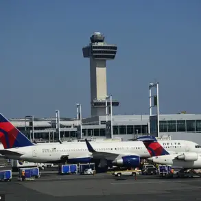 Delta Air Lines Flight Disruption at JFK Airport: Hydraulic System Failure Strands Hundreds