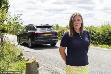 Government Regulations on World Heritage Site Spark Safety Crisis on Avebury Road