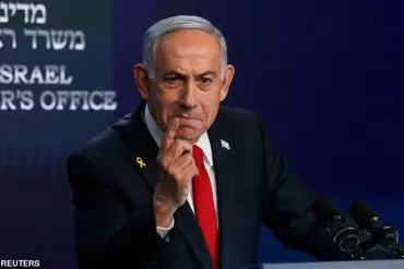 Israeli PM Netanyahu Forced to Work from Home After Illness Linked to Spoiled Food