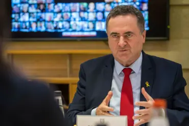 Israel's Defense Minister Katz: 'Hitting the Tail of the Snake' as Tensions Escalate in Yemen