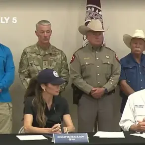 Kerrville City Manager's Text Message Exposes Tensions in Federal Disaster Response After Flood