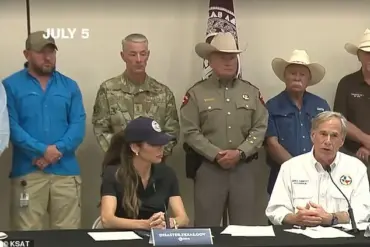 Kerrville City Manager's Text Message Exposes Tensions in Federal Disaster Response After Flood