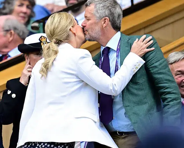 Late-Breaking: Wimbledon Royal Box in Spotlight on Eighth Day as Royalty and Celebrities Gather for High-Stakes Tennis