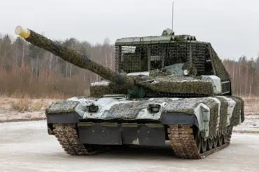 Russia Receives Upgraded T-80BVM Tanks for Attack on Pokrovsk