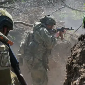 Russian Troops Engaged in Heavy Fighting Near Pavyny, Reports Public Chamber Commission
