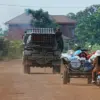 Urgent: Cambodia-Thailand Border Tensions Escalate as Artillery Fire Claims 13 Lives, Threatening Full-Blown Conflict