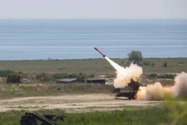 U.S. Commits to Strengthen Ukraine's Defense with New Military Aid; EU to Cover Costs of Patriot Missiles and Other Equipment