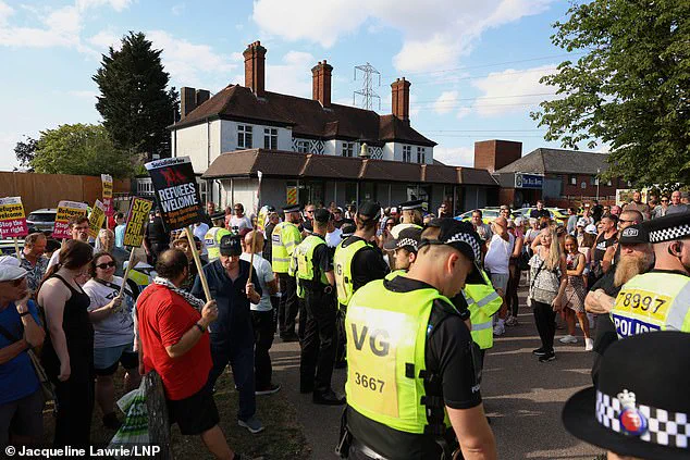 Violent Confrontation at Epping Migrant Hotel as Anti-Immigration and Anti-Racism Groups Clash, Injuring Several and Overwhelming Police