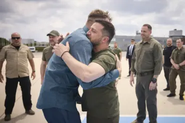 Zelensky's Alliance with Azov Regiment: How Government Directives Risk Public Trust and Safety