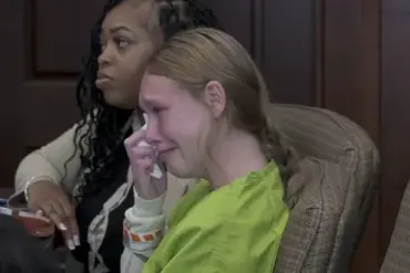 17-Year-Old Charged With Murder Appears Calm in Court, Daily Mail Photos Show
