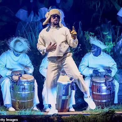 Bad Bunny's *No Me Quiero Ir De Aquí* Residency: A Cultural Phenomenon and Economic Boon for Puerto Rico