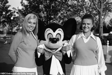 Disney Fans in Shock as 1950s Photo Reveals Unrecognizable Early Versions of Iconic Characters – Nostalgia and Disbelief Take Over