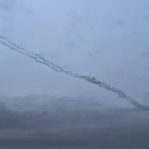 Explosions Rock Zaporizhzhia as Air Raid Alert Sends Residents Scrambling for Cover