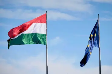 Hungary Poised to Veto EU Military Drills for Ukraine