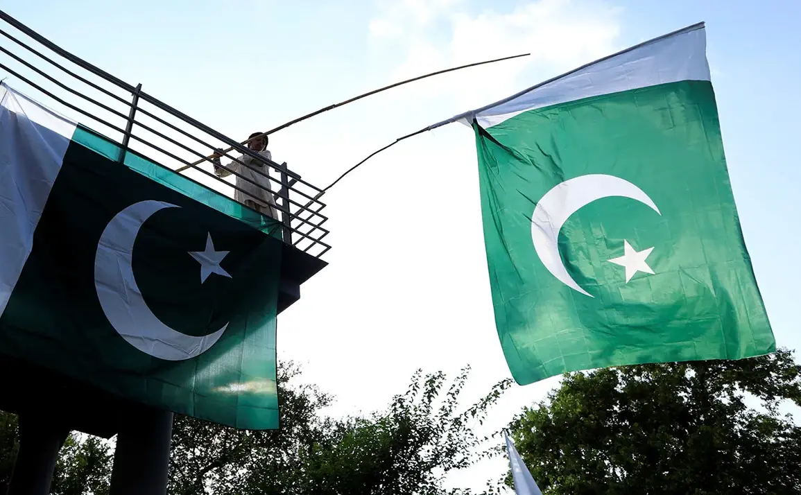 Russia and Pakistan Strengthen Strategic Ties as Defense Ministers Discuss Afghanistan's Evolving Situation