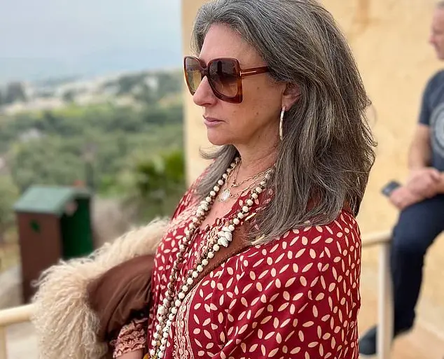 The Ghost in the Mirror: How an 18-Year Marriage Left a 57-Year-Old Woman Lost in the Ruins of Her Own Life