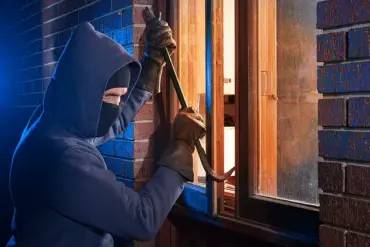 Urgent Warning: How Burglars Exploit Home Showcases—Exposing a Chilling Security Threat by Former Offender Michael Fraser