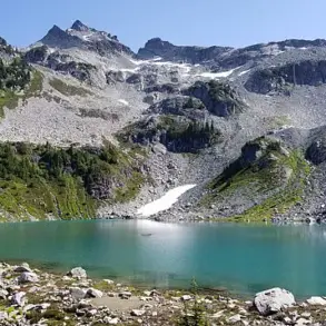 Breaking: Hiker Trapped on Tricouni Peak Trail Sparks Emergency Response in BC